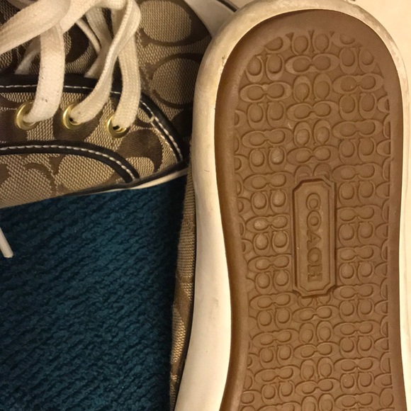 Coach Shoes - Picture 4 of 4